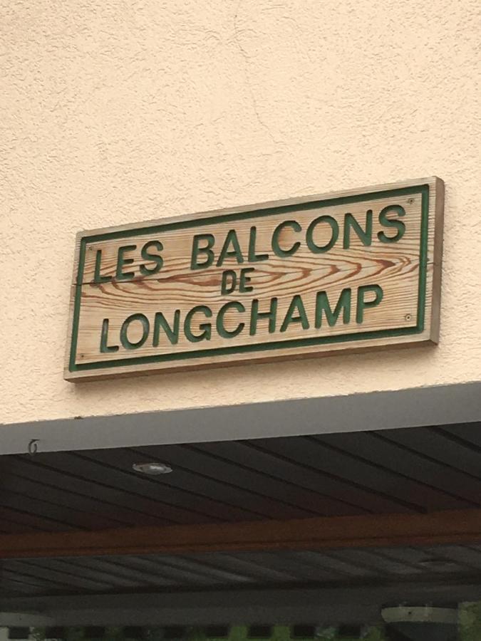 Appart St Francois Longchamp Сен-Франсуа-Лоншам Екстер'єр фото